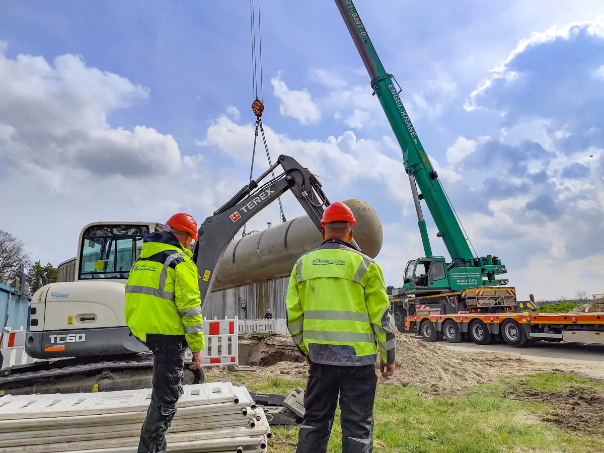 outdoor project GmbH – Kran und Baggerarbeiten